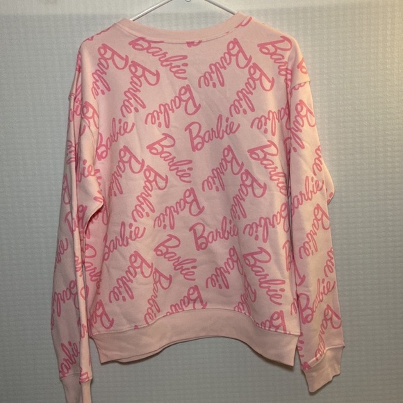 ⚓️NWOT Barbie Print All Over Pink Sweatshirt Women - Picture 1 of 4